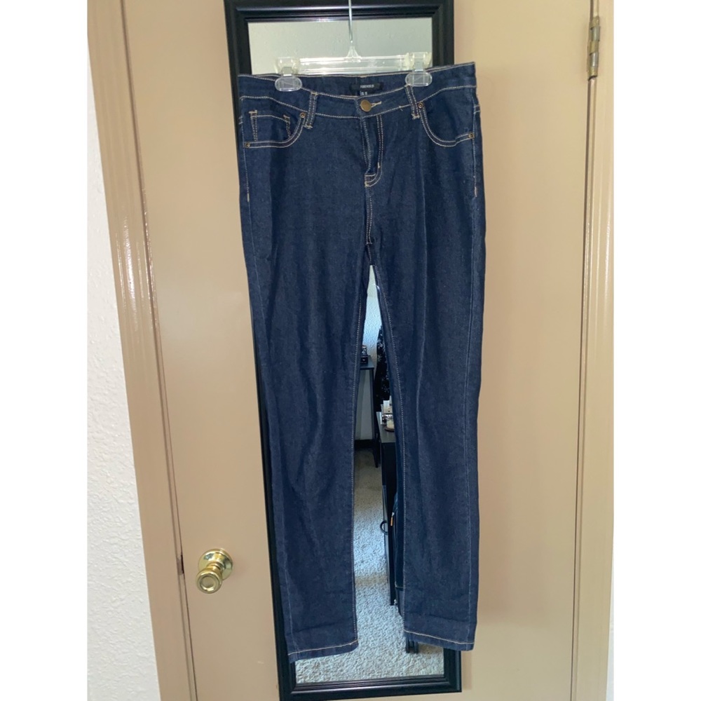 Forever 21 Skinny Jeans US size 28